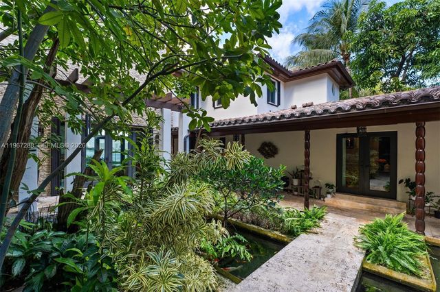 34 W Dilido Drive, Miami Beach, FL 33139