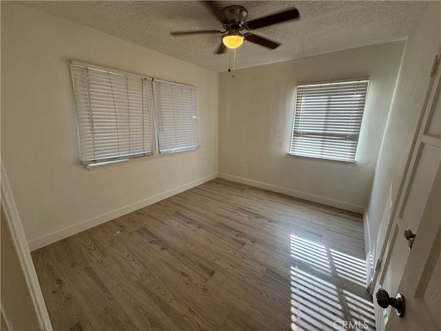 7359 Louise Avenue, Van Nuys, CA 91406