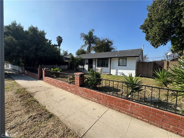 7359 Louise Avenue, Van Nuys, CA 91406