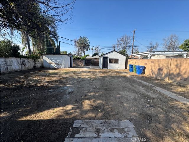 7359 Louise Avenue, Van Nuys, CA 91406