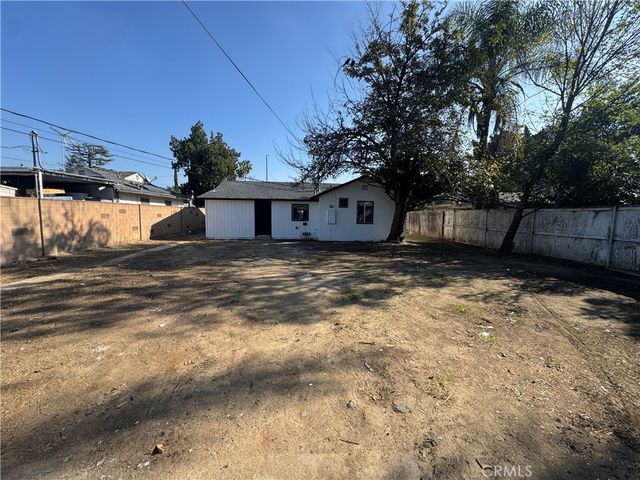 7359 Louise Avenue, Van Nuys, CA 91406