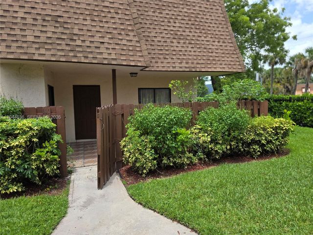 111 San Remo Boulevard, North Lauderdale, FL 33068