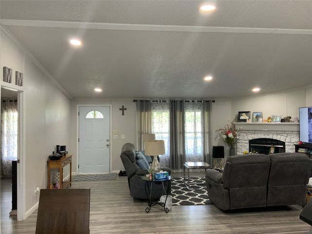 8944 Whiskers Road, Quinlan, TX 75474