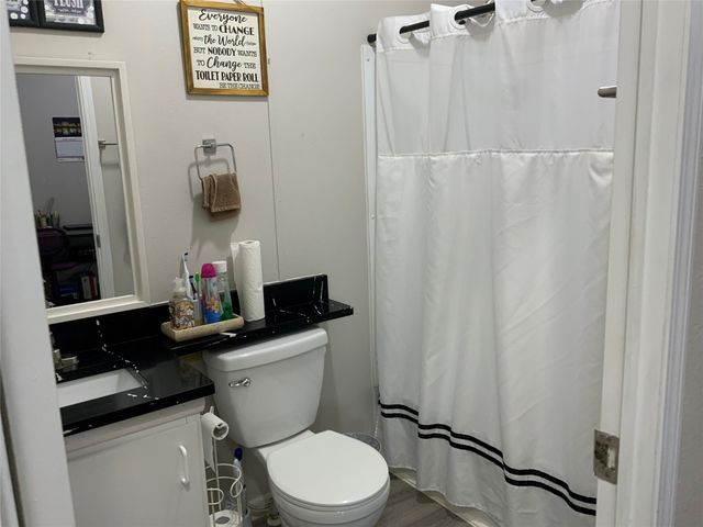 8944 Whiskers Road, Quinlan, TX 75474