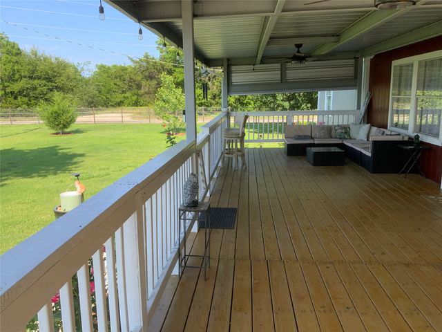 8944 Whiskers Road, Quinlan, TX 75474