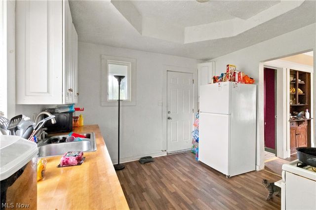 1897 E 69th Street, Cleveland, OH 44103