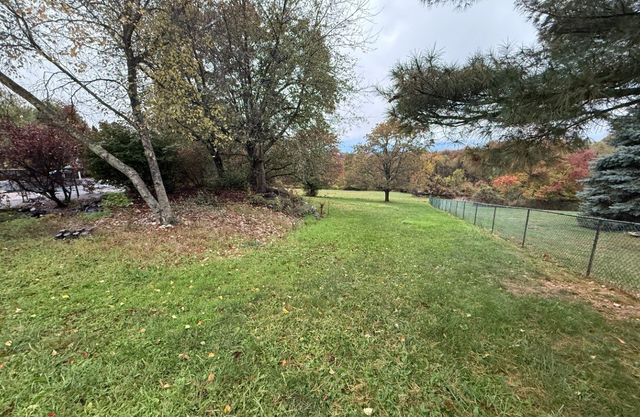 133 Cemetery Rd, Perry Twp, PA 15486