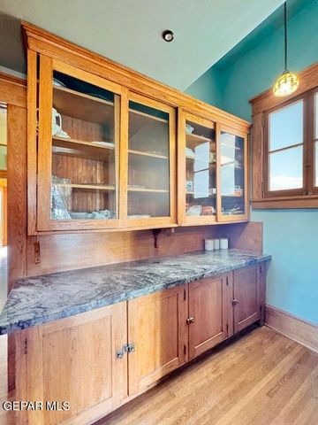 525 CORTO Way, El Paso, TX 79902