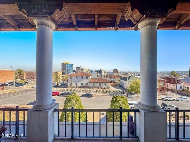 525 CORTO Way, El Paso, TX 79902