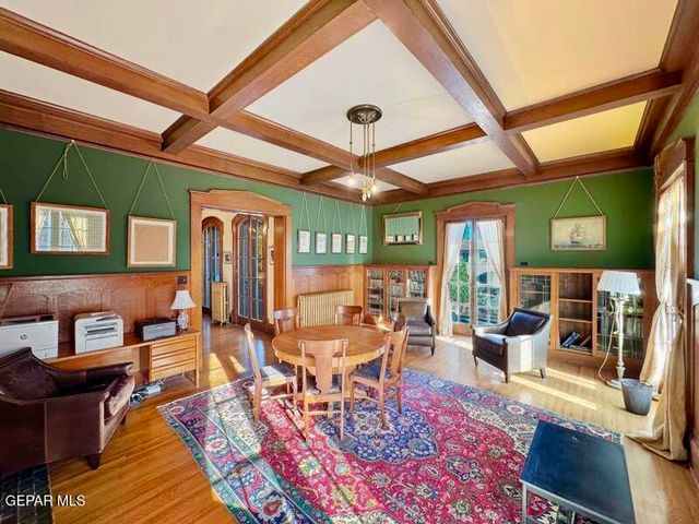 525 CORTO Way, El Paso, TX 79902