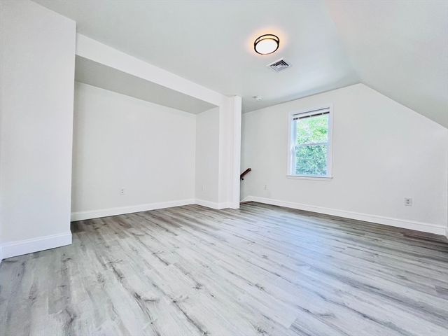 164 Ashburnham St 2, Fitchburg, MA 01420