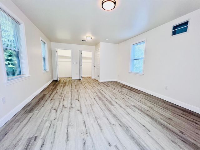 164 Ashburnham St 2, Fitchburg, MA 01420