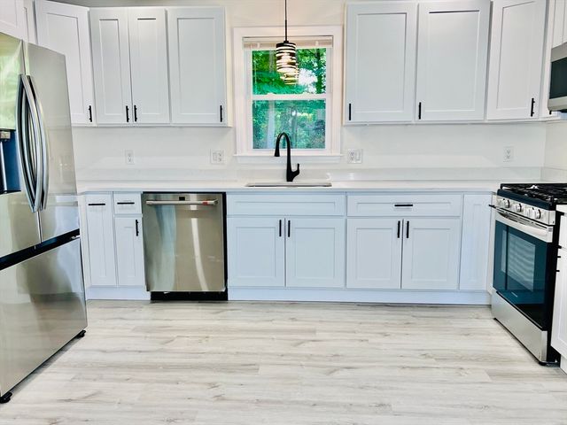 164 Ashburnham St 2, Fitchburg, MA 01420