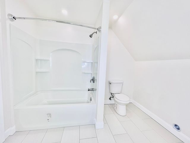 164 Ashburnham St 2, Fitchburg, MA 01420