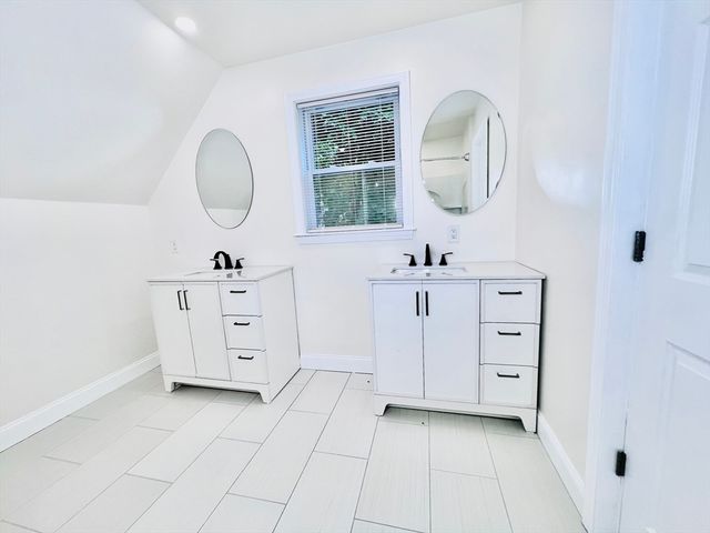 164 Ashburnham St 2, Fitchburg, MA 01420