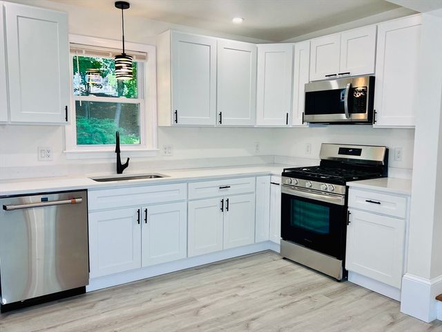 164 Ashburnham St 2, Fitchburg, MA 01420