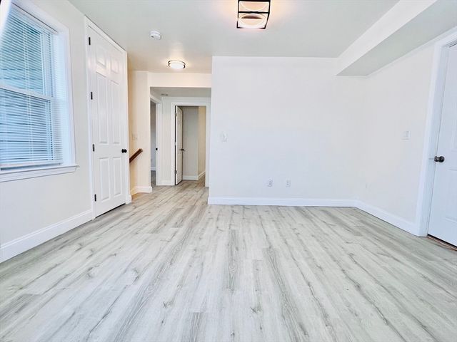 164 Ashburnham St 2, Fitchburg, MA 01420