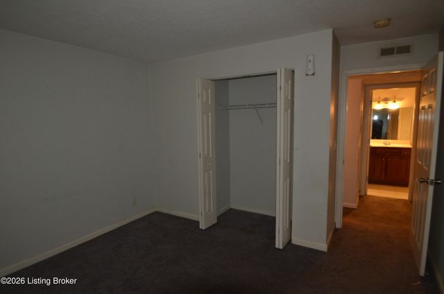 4406 Wisteria Landing Cir 202, Louisville, KY 40218