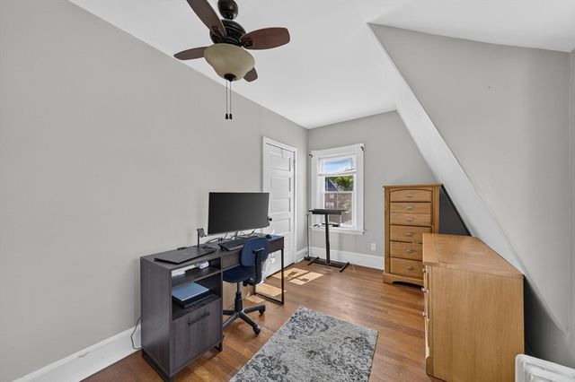 141 Rounds St, New Bedford, MA 02740