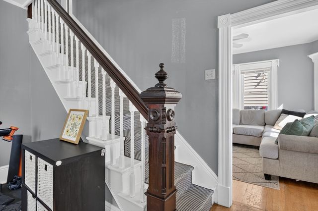 141 Rounds St, New Bedford, MA 02740