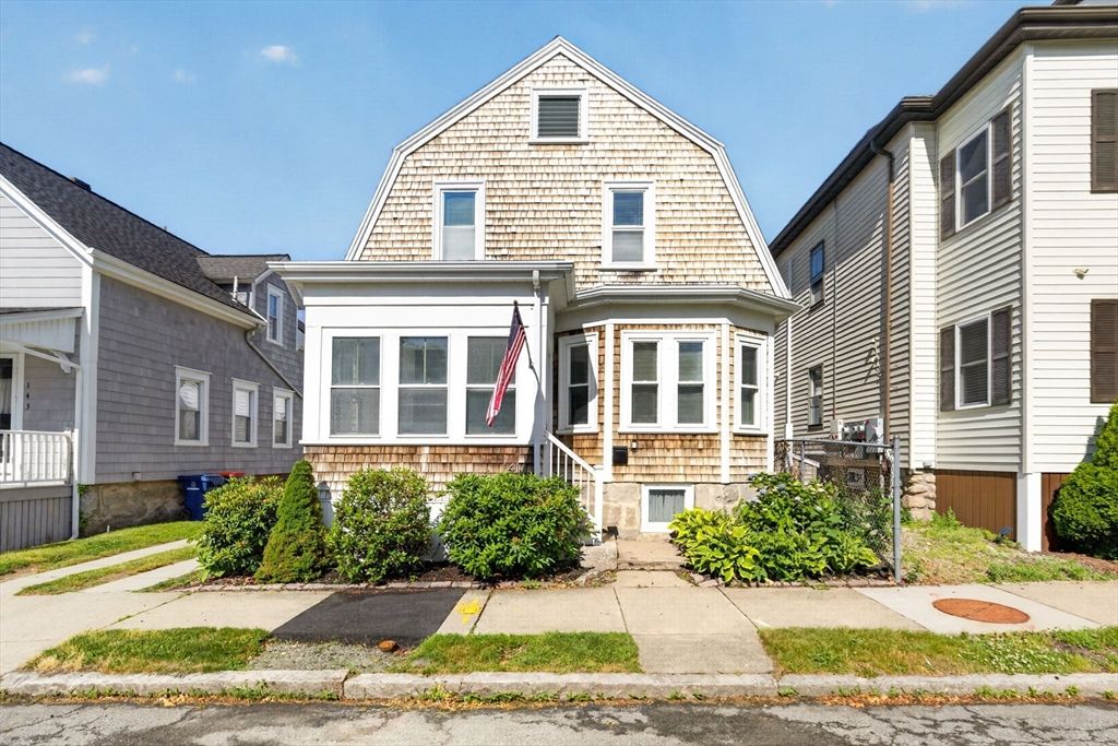 141 Rounds St, New Bedford, MA 02740