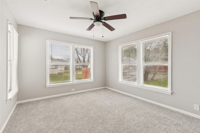 410 Ayres Street, Hutchins, TX 75141