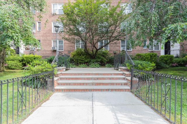 88-01 35th Avenue 6D, Jackson Heights, NY 11372