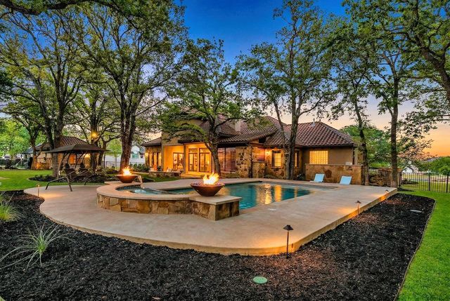 105 Hopewell CIR, Georgetown, TX 78628