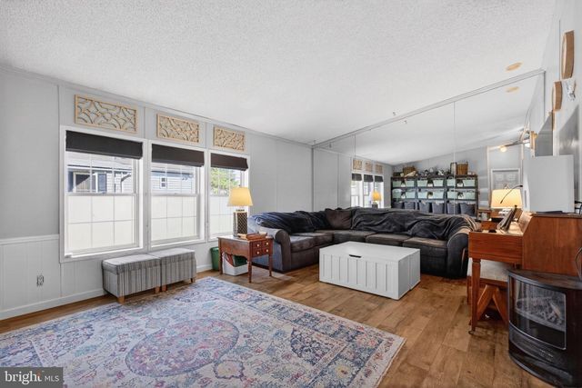 201 NORTHCREST ACRS, Lebanon, PA 17046