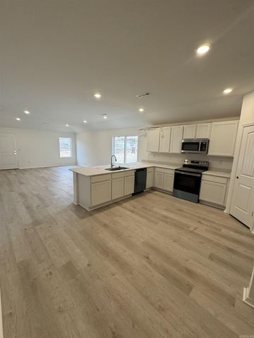 7056 Potomac Trail, Bauxite, AR 72011