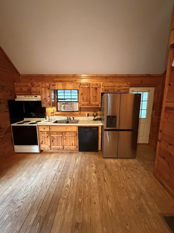 8 Virginia Lane, Blairsville, GA 30512