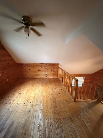 8 Virginia Lane, Blairsville, GA 30512