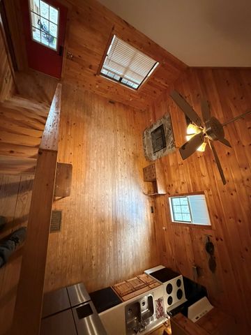 8 Virginia Lane, Blairsville, GA 30512