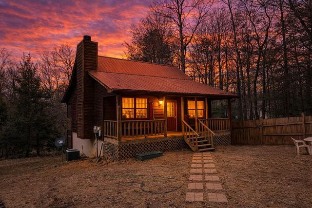 8 Virginia Lane, Blairsville, GA 30512