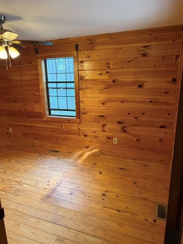 8 Virginia Lane, Blairsville, GA 30512