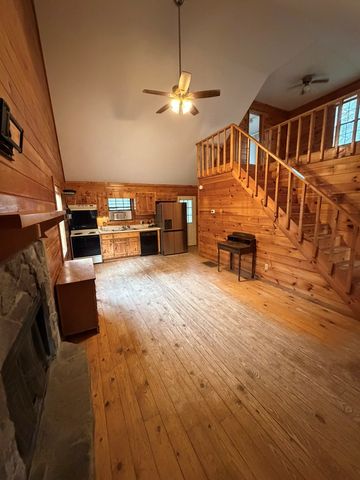 8 Virginia Lane, Blairsville, GA 30512