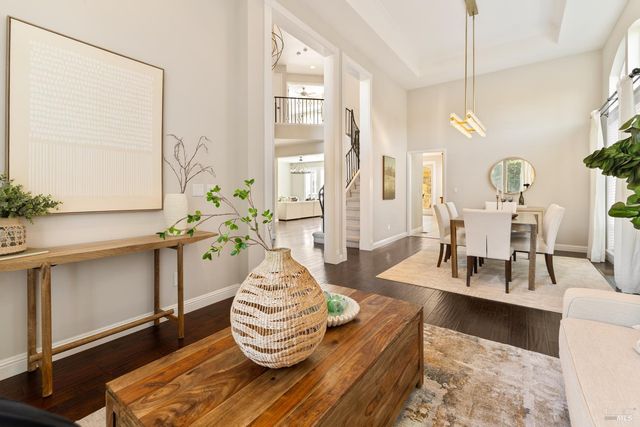 240 Hidden Valley Ln, Vacaville, CA 95688