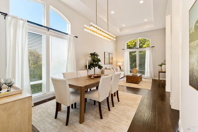 240 Hidden Valley Ln, Vacaville, CA 95688