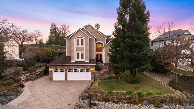 240 Hidden Valley Ln, Vacaville, CA 95688