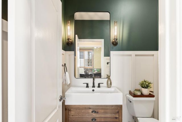 240 Hidden Valley Ln, Vacaville, CA 95688