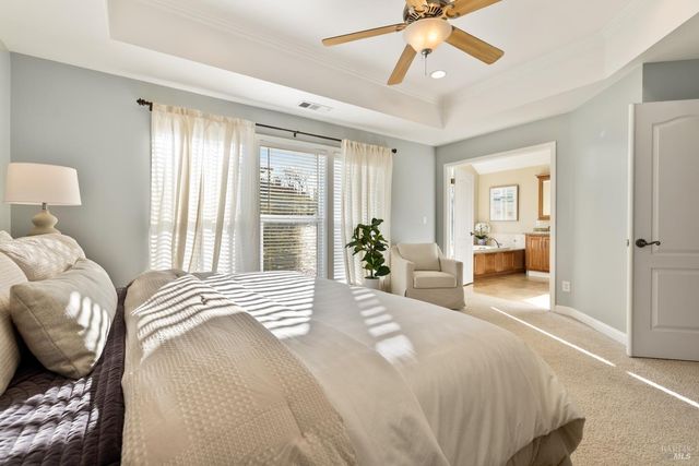 240 Hidden Valley Ln, Vacaville, CA 95688