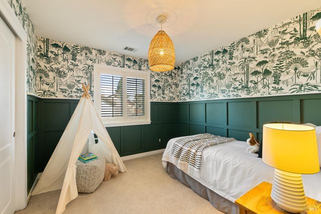 240 Hidden Valley Ln, Vacaville, CA 95688