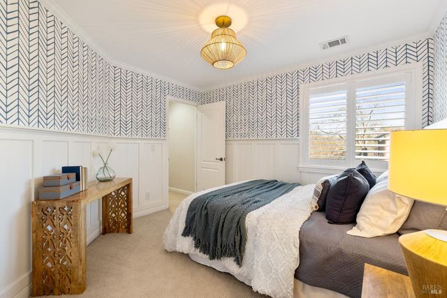 240 Hidden Valley Ln, Vacaville, CA 95688