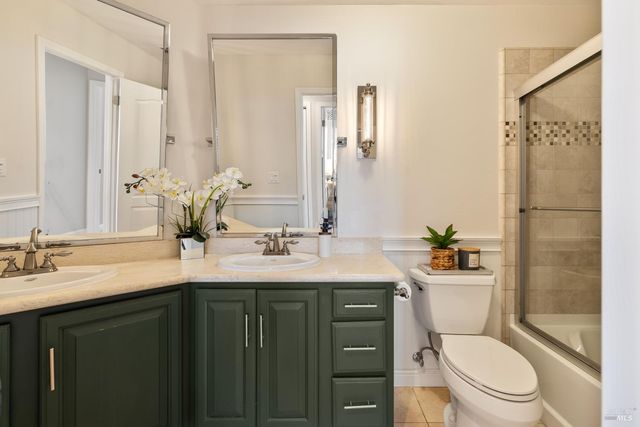 240 Hidden Valley Ln, Vacaville, CA 95688