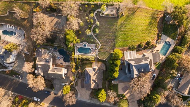 240 Hidden Valley Ln, Vacaville, CA 95688