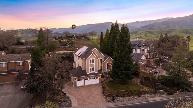 240 Hidden Valley Ln, Vacaville, CA 95688