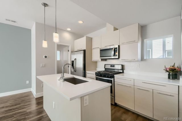 1041 Depew Street, Denver, CO 80214