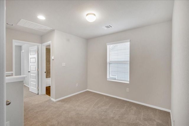 116 Honeybee LN, Elgin, TX 78621