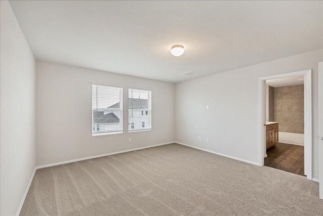 116 Honeybee LN, Elgin, TX 78621