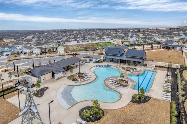 116 Honeybee LN, Elgin, TX 78621